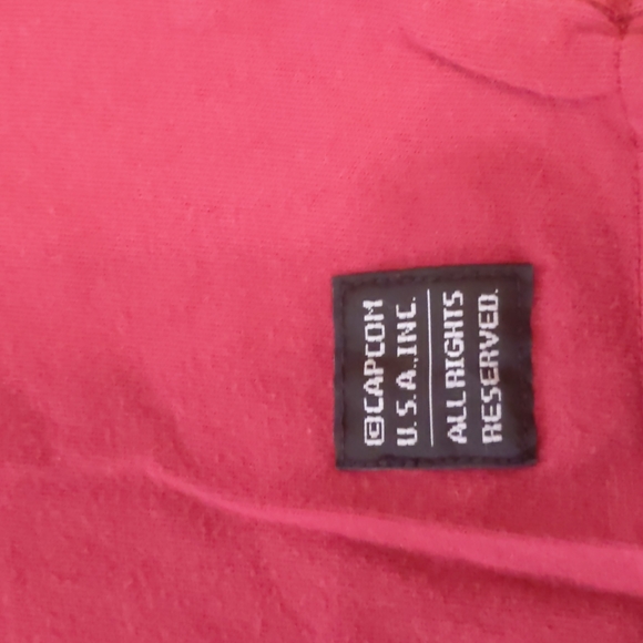 Uniqlo x Capcom Street Fighter maroon M. Bison tee XXS - Picture 3 of 8